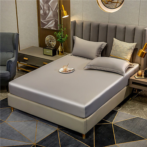 

Waterproof Mattress Protector Hypoallergenic Fitted Deep Pocket Breathable Mattress Cover
