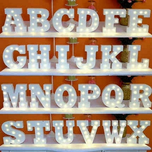 LED Light UP 26 Alphabet Letter Standing Wall Hanging Sign Wedding home 16x13cm