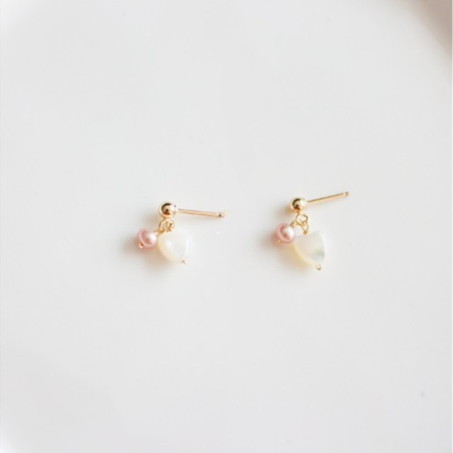 small stud earrings for women