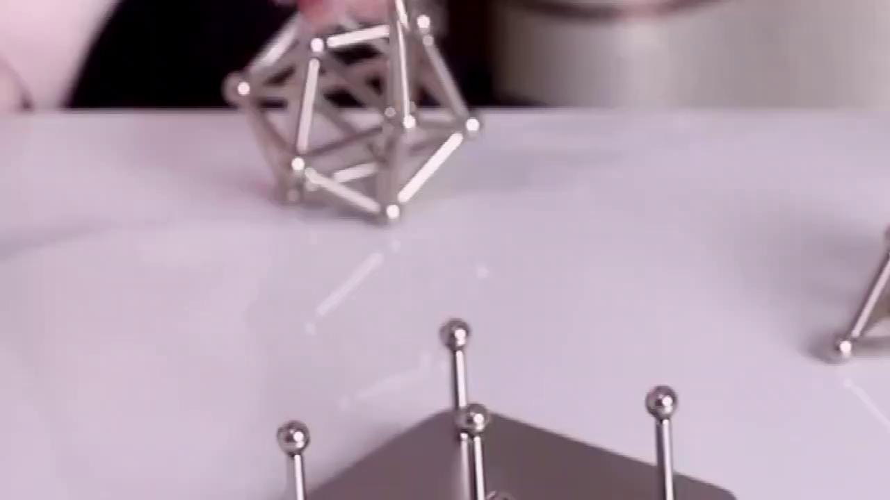 play video