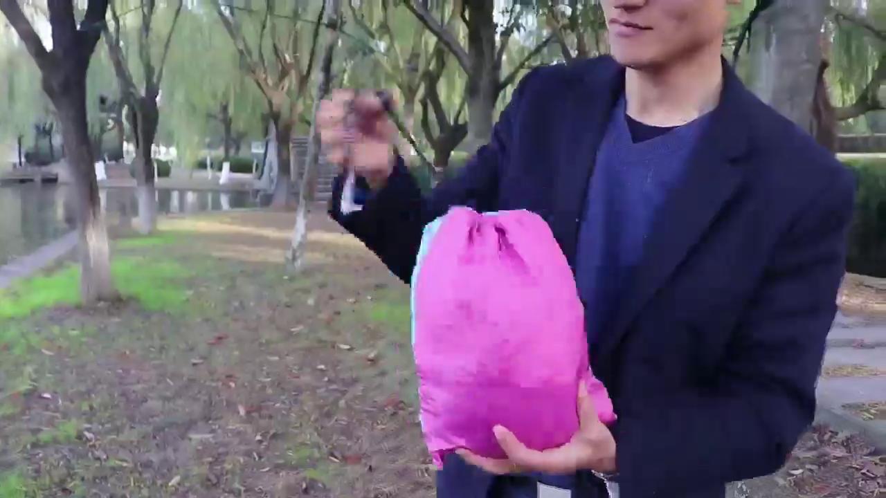 play video